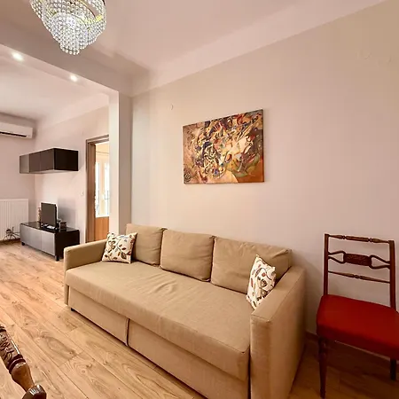 Velvet, Spacious 1bd In The Center Διαμέρισμα