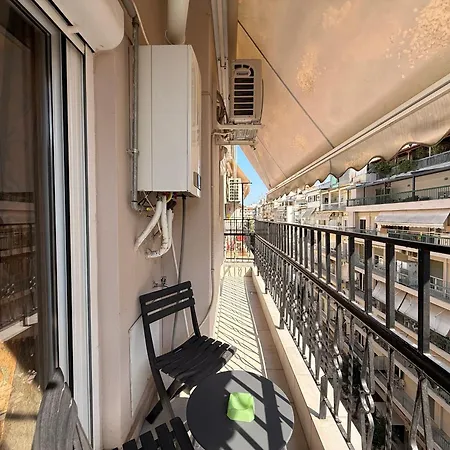 Velvet, Spacious 1bd In The Center * Thessaloníki